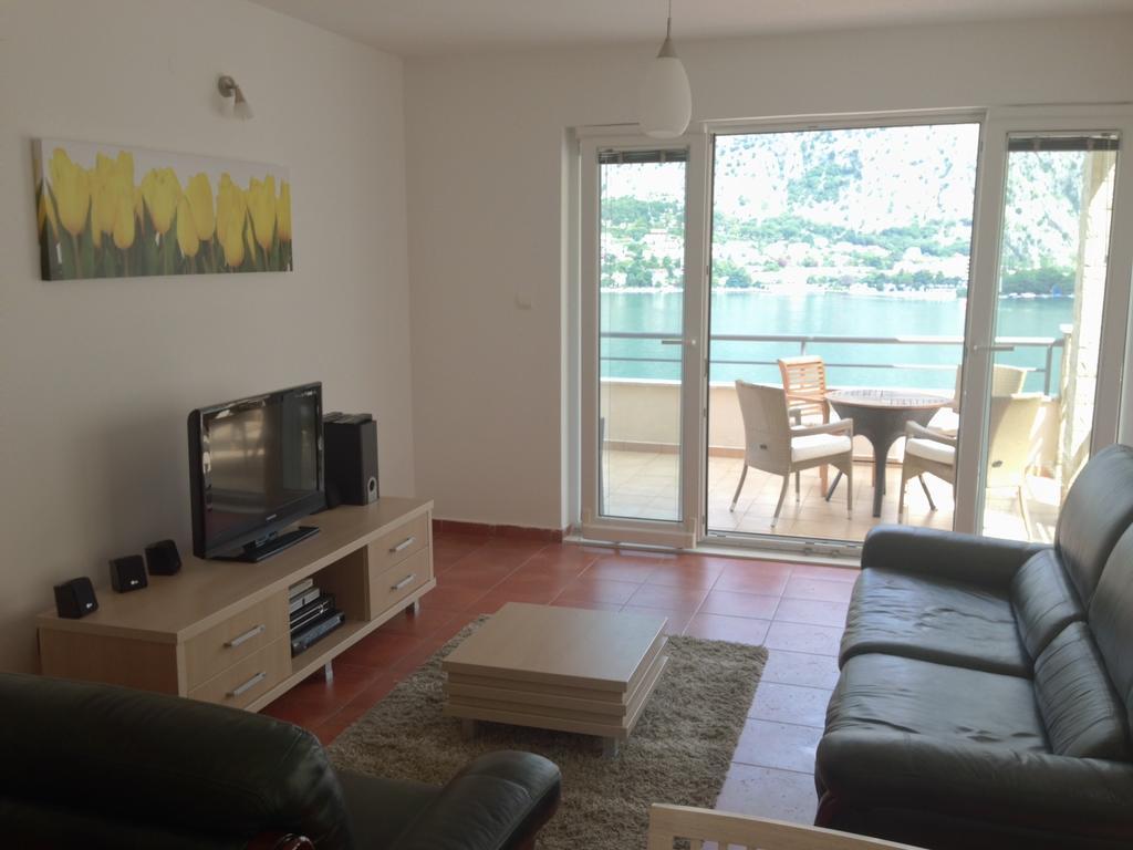 Apartment Fjord Waterfront コトル エクステリア 写真